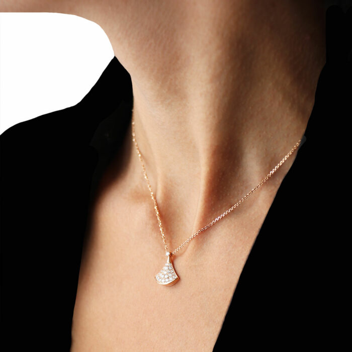 Bulgari Divas Dream Necklace Rose Gold Diamond - Image 3