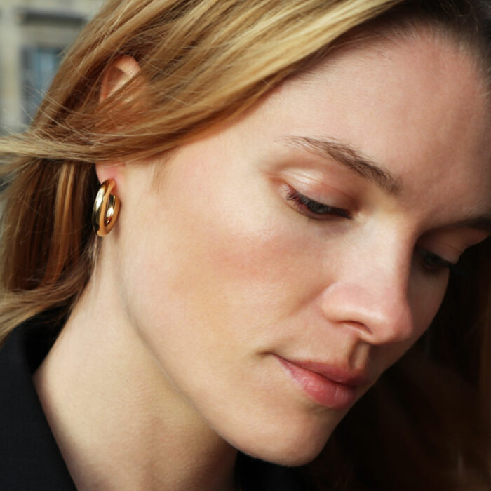 Pretty Hoop Earrings 5mm - Diameter 15mm in Yellow Gold - Image 2