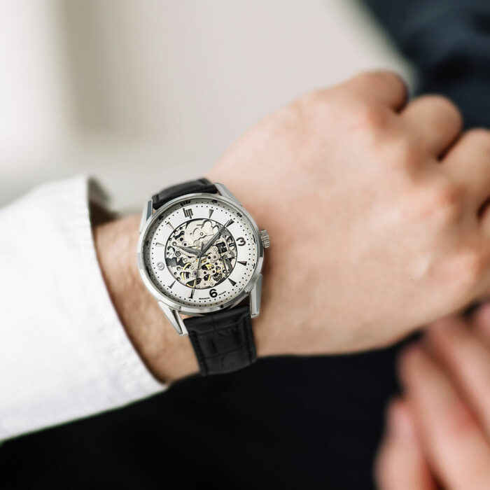 Skeleton 40mm Lip Watch - Image 4