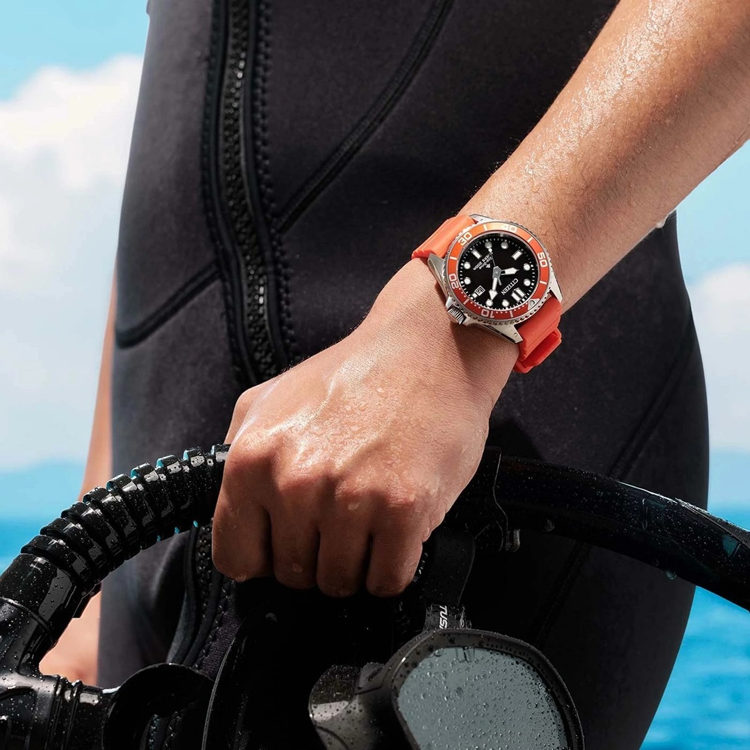 Citizen Diver Orange Watch BN0268-01E - Image 5